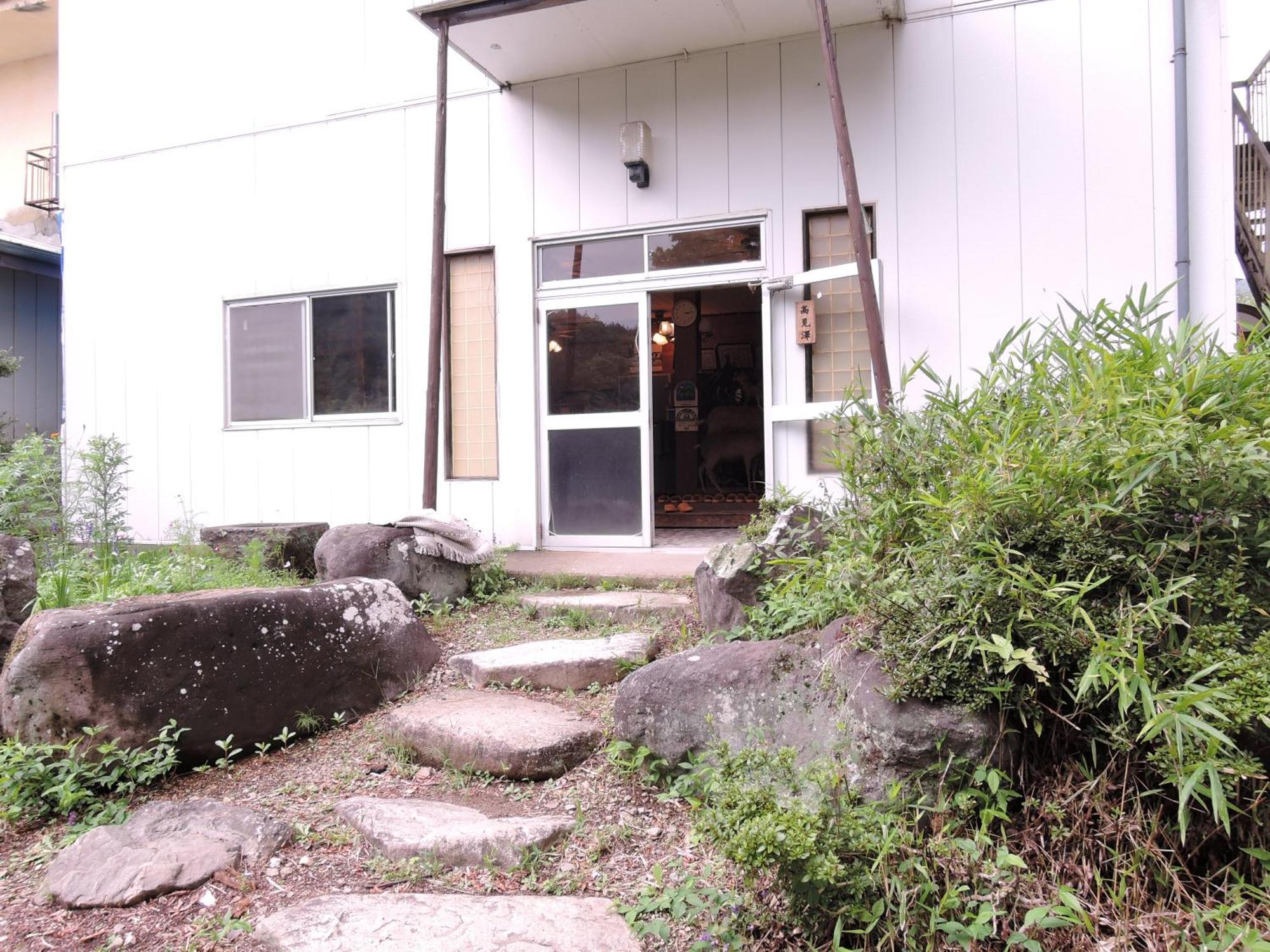 ホテル しんたく山荘 南牧村 エクステリア 写真